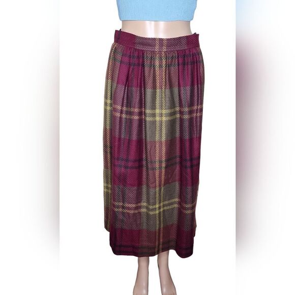 Yves Saint Laurent Variation Vintage women's multi plaid wool midi skirt Size 8